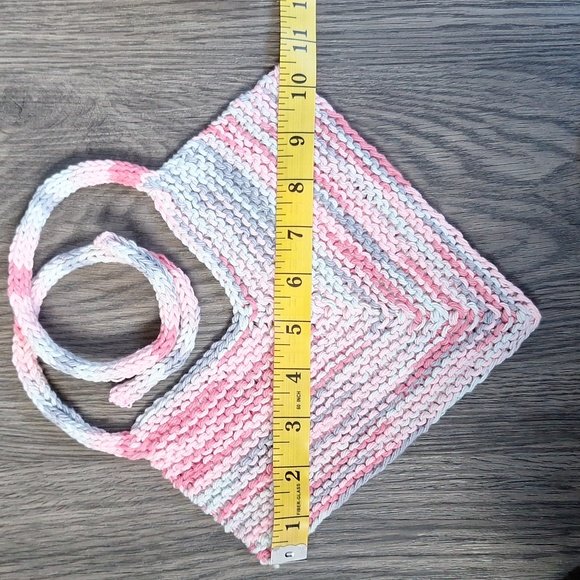 Handknit Bandana Style Bib - Picture 4 of 6